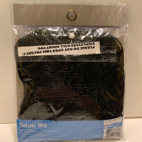 NWT HALLOWEEN SINISTER WIG. - Picture 6 of 7
